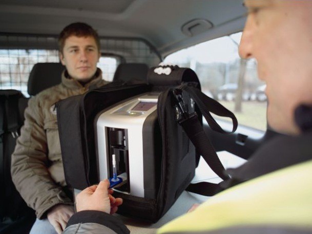 Traffic police try new drug testing device